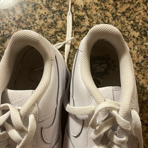 Nike AF1 - Picture 7 of 9